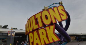 Best Theme Parks Near London for Toddlers and Young Children Paultons Park Entrance