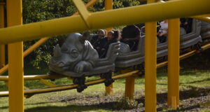 West Midlands Safari Park and Drayton Manor Resort: Two-Day ticket for £45 Returns! Plan your Half Term adventure at West Midland Safari Park