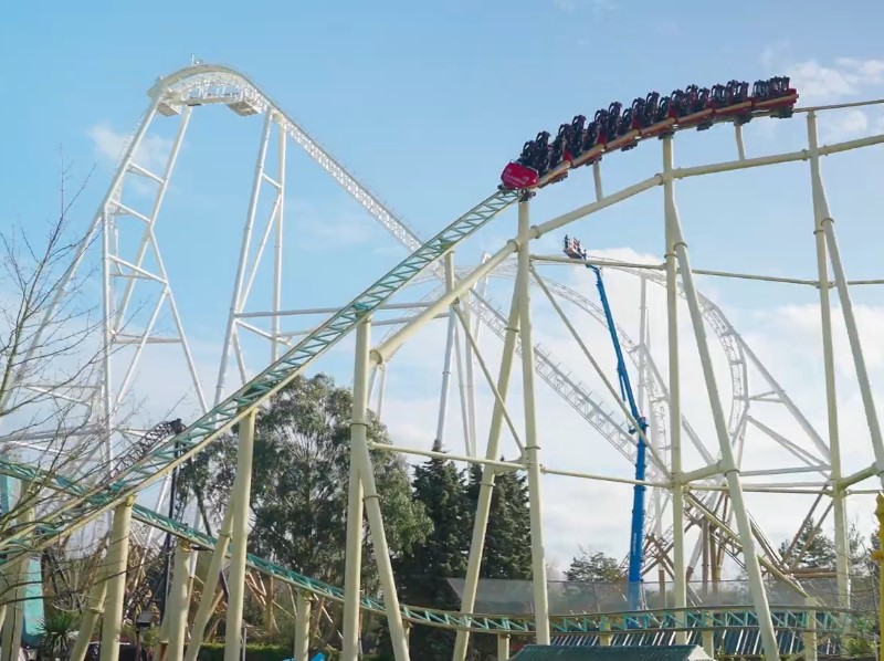 Colossus & Hyperia at Thorpe Park