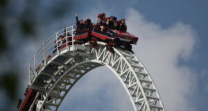 Stealth’s Best Moment Isn’t the Launch — It’s the Top-Hat Crest Stealth at Thorpe Park