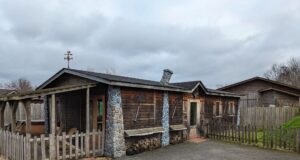 Prospector Deluxe Lodges at Gulliver’s World: Pictures