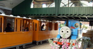 Drayton Manor: Big Blue Birthday Bash