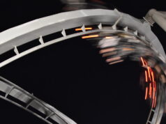 Riding The Swarm in the Dark: Why It’s a Whole New Experience The Swarm at Thorpe Park