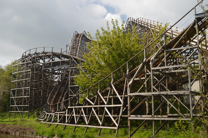 Megafobia at Oakwood