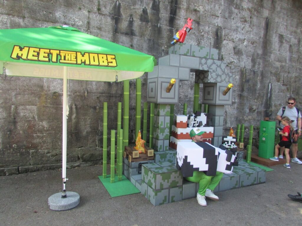 Minecraft Meet the Mobs at Alton Towers